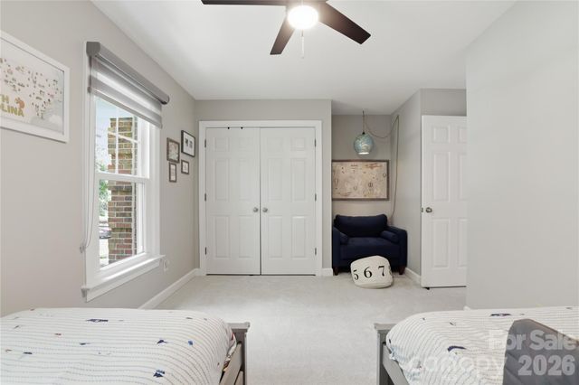 10040 Berkeley Forest Lane, Charlotte, NC 28277