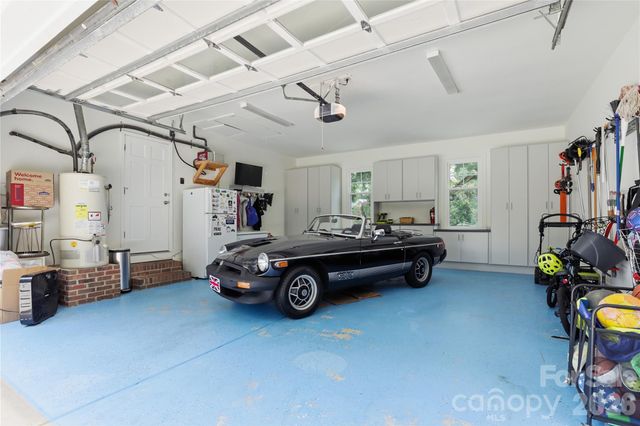 10040 Berkeley Forest Lane, Charlotte, NC 28277