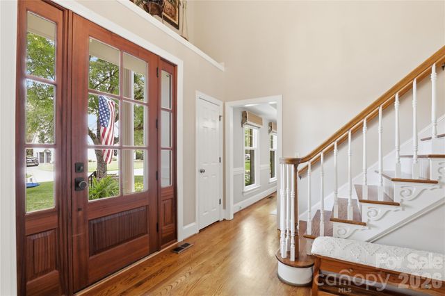 10040 Berkeley Forest Lane, Charlotte, NC 28277