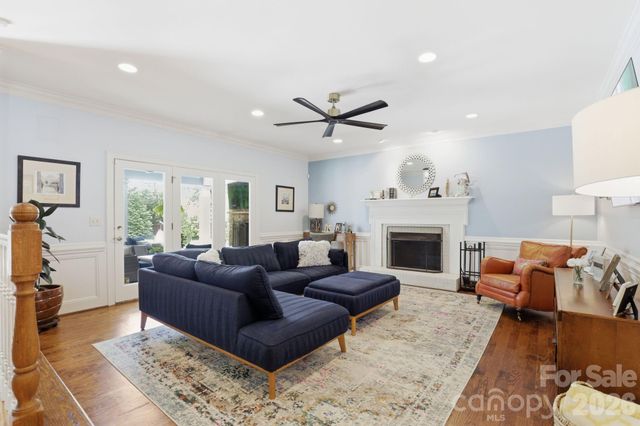 10040 Berkeley Forest Lane, Charlotte, NC 28277