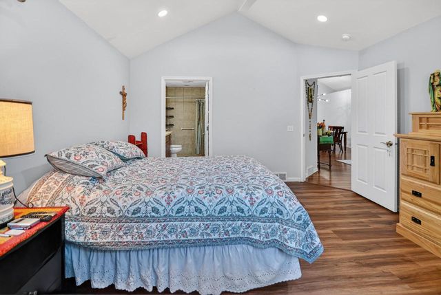 53 Harvest Way, Fitchburg, WI 53711