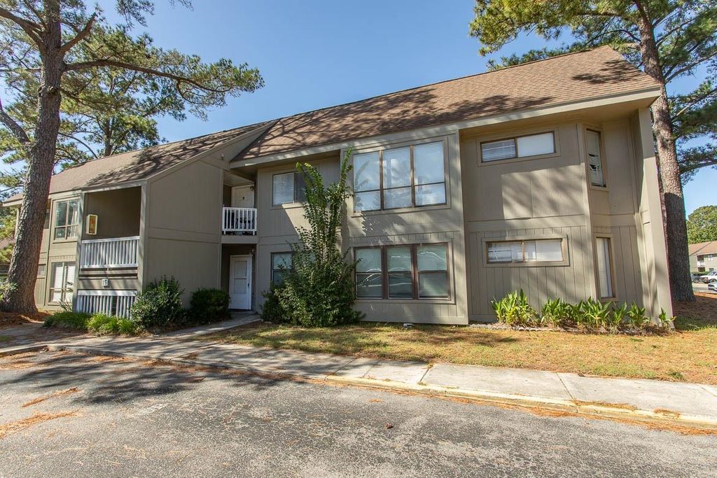 2000 Greens Blvd Apt 15B, Myrtle Beach, SC 29577 — exterior