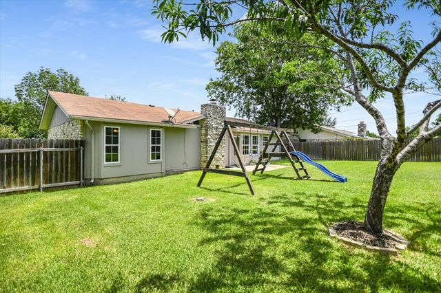 1307 Dove Haven DR, Pflugerville, TX 78660