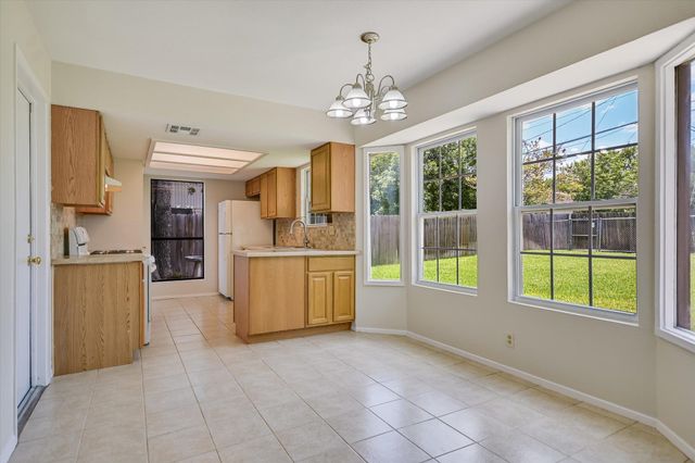 1307 Dove Haven DR, Pflugerville, TX 78660