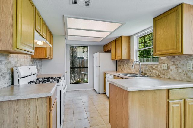 1307 Dove Haven DR, Pflugerville, TX 78660
