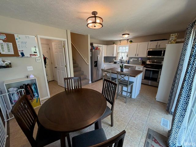4644 Rathbone Drive, Evansville, IN 47725