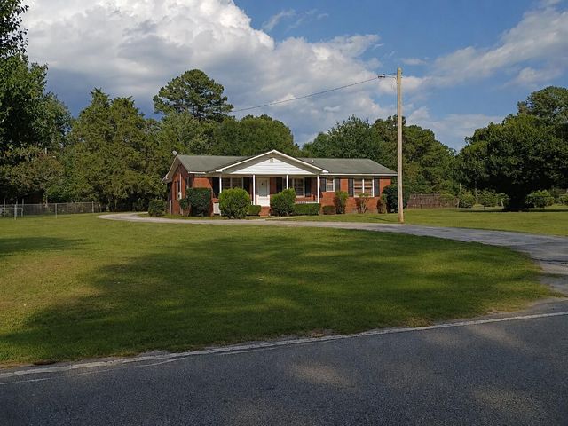 1247 Peurifoy Road, Walterboro, SC 29488