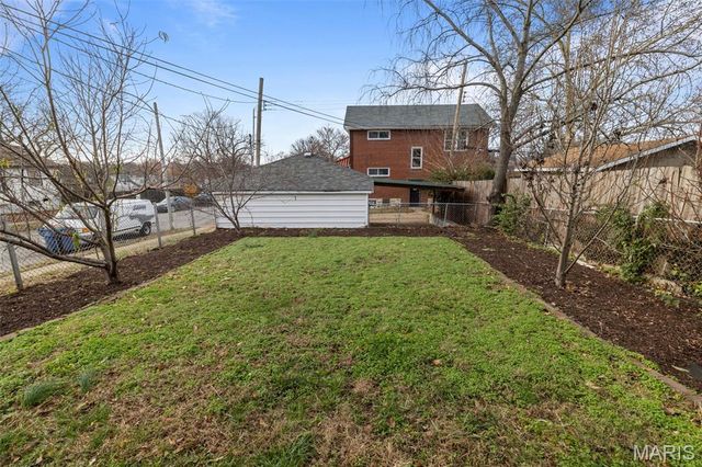 4331 S 38th Street, St Louis, MO 63116