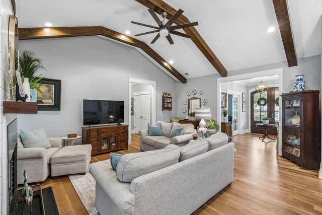 205 Holly Inn Road, Summerville, SC 29483