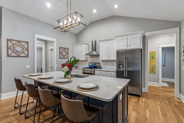 205 Holly Inn Road, Summerville, SC 29483