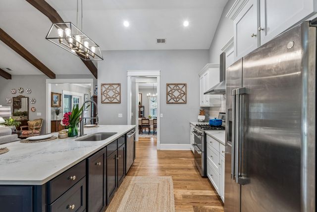 205 Holly Inn Road, Summerville, SC 29483