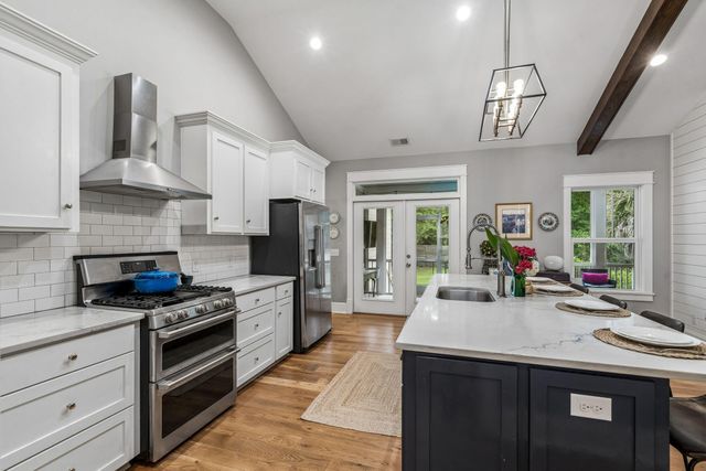 205 Holly Inn Road, Summerville, SC 29483