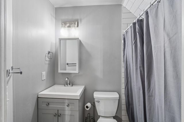 205 Holly Inn Road, Summerville, SC 29483
