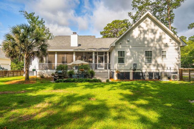 205 Holly Inn Road, Summerville, SC 29483