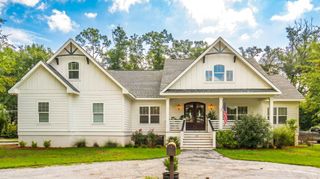 205 Holly Inn Road, Summerville, SC 29483