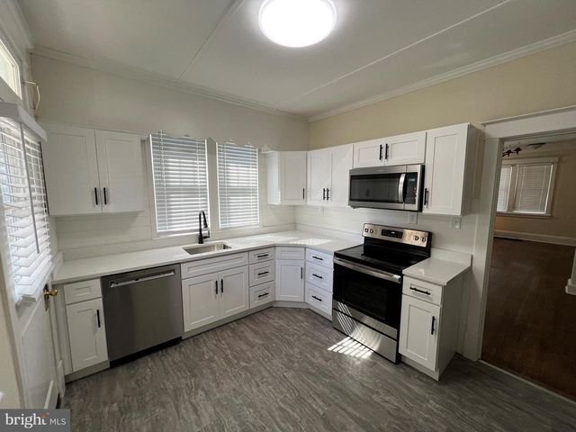 272 CLARK ST, Lemoyne, PA 17043