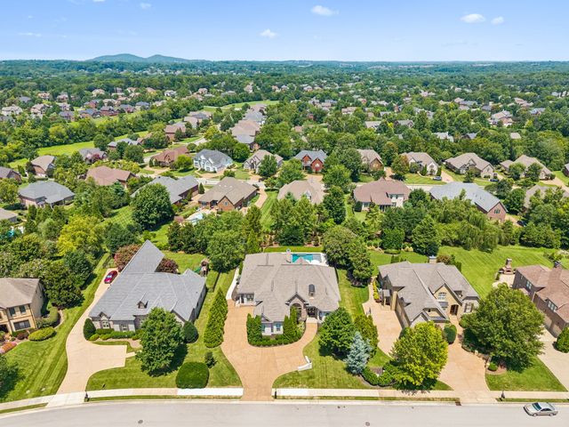 9710 Onyx Ln, Brentwood, TN 37027