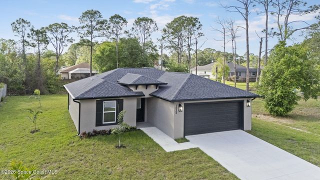 1032 Tevis Street SE, Palm Bay, FL 32909