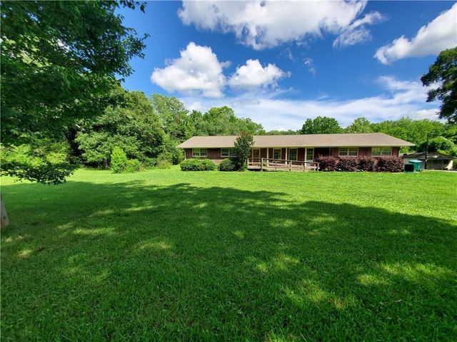 7564 Ball Ground Highway, Ball Ground, GA 30107