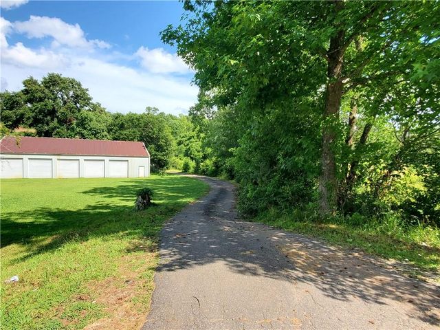 7564 Ball Ground Highway, Ball Ground, GA 30107