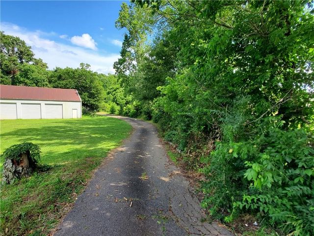 7564 Ball Ground Highway, Ball Ground, GA 30107