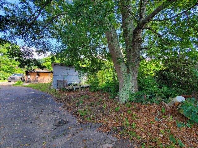 7564 Ball Ground Highway, Ball Ground, GA 30107