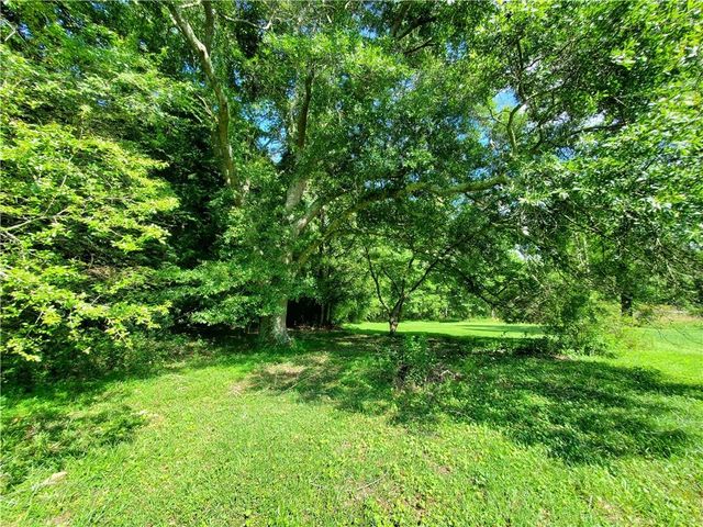 7564 Ball Ground Highway, Ball Ground, GA 30107