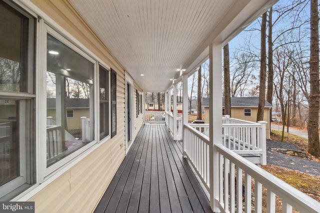 190 SMOKEY BEAR TRL, Harpers Ferry, WV 25425