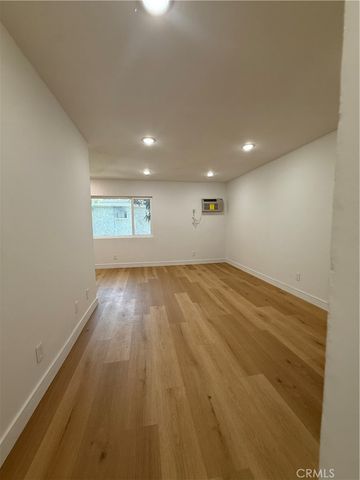 14805 Chase Street 224, Panorama City, CA 91402