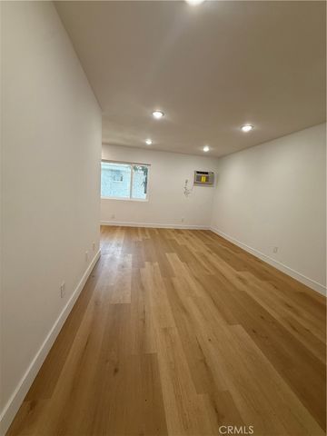 14805 Chase Street 224, Panorama City, CA 91402