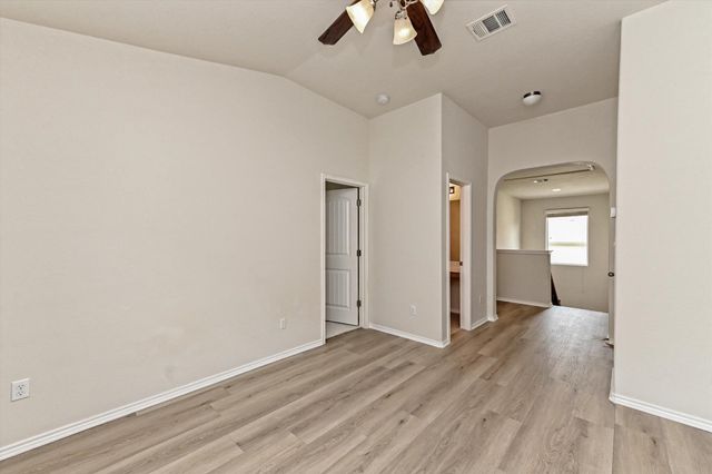 31 Stone Terrace DR, Austin, TX 78735