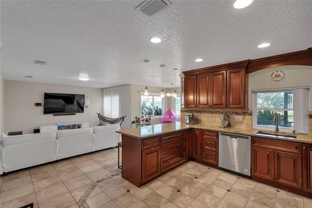 6047 SHORE LINE DRIVE, Orlando, FL 32819