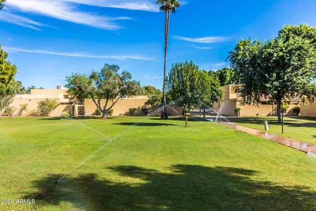 2111 W Claremont Street, Phoenix, AZ 85015