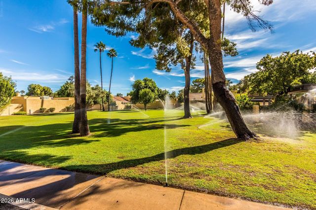 2111 W Claremont Street, Phoenix, AZ 85015