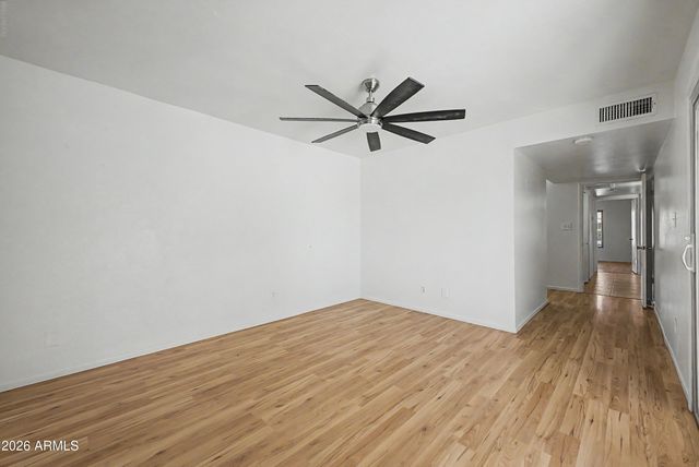 2111 W Claremont Street, Phoenix, AZ 85015
