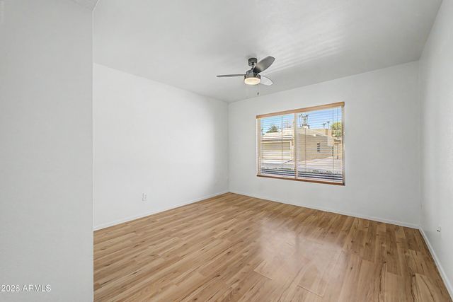 2111 W Claremont Street, Phoenix, AZ 85015