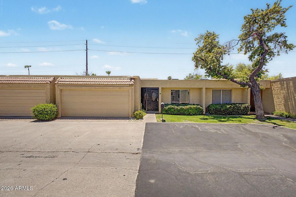 2111 W Claremont Street, Phoenix, AZ 85015 — photo 2