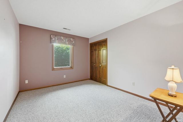 4909 Clovedale Drive, Woodburn, IN 46797