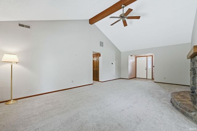 4909 Clovedale Drive, Woodburn, IN 46797