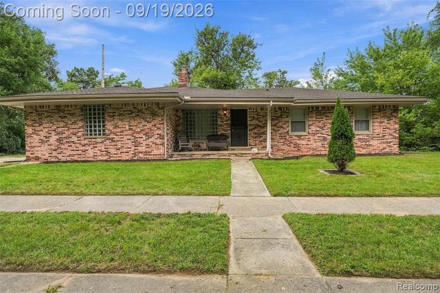 23806 Puritan Street, Detroit, MI 48223