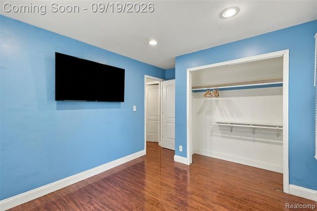 23806 Puritan Street, Detroit, MI 48223