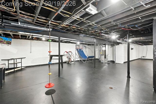 23806 Puritan Street, Detroit, MI 48223