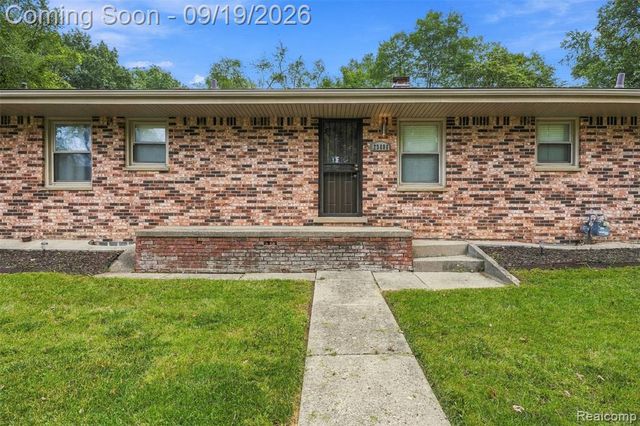 23806 Puritan Street, Detroit, MI 48223
