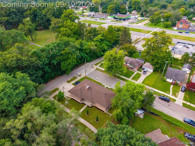 23806 Puritan Street, Detroit, MI 48223