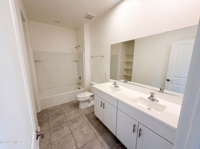 12701 N Gibbs Avenue, Marana, AZ 85653