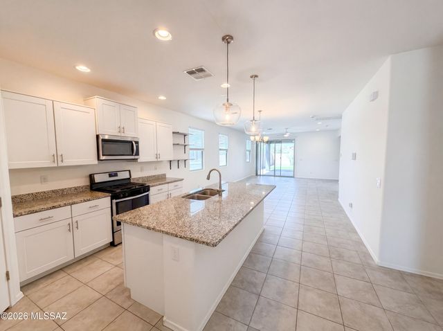 12701 N Gibbs Avenue, Marana, AZ 85653