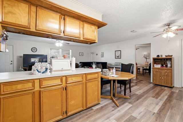 209 Red Oak Street, Livingston, TX 77351