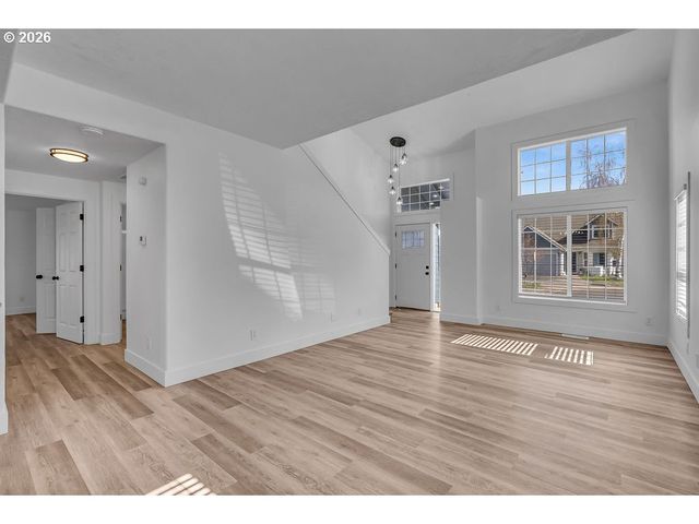 2427 EXMOOR Ct Se, Salem, OR 97317