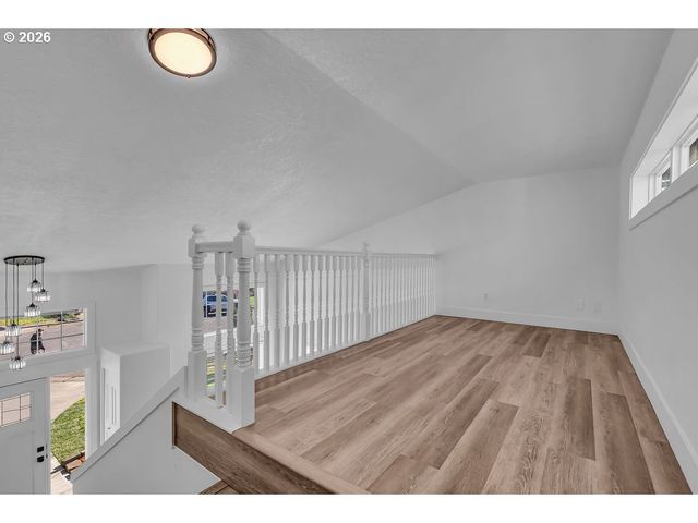 2427 EXMOOR Ct Se, Salem, OR 97317