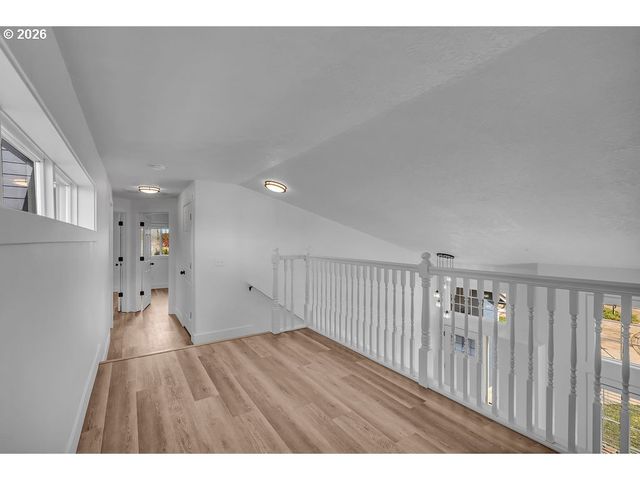 2427 EXMOOR Ct Se, Salem, OR 97317